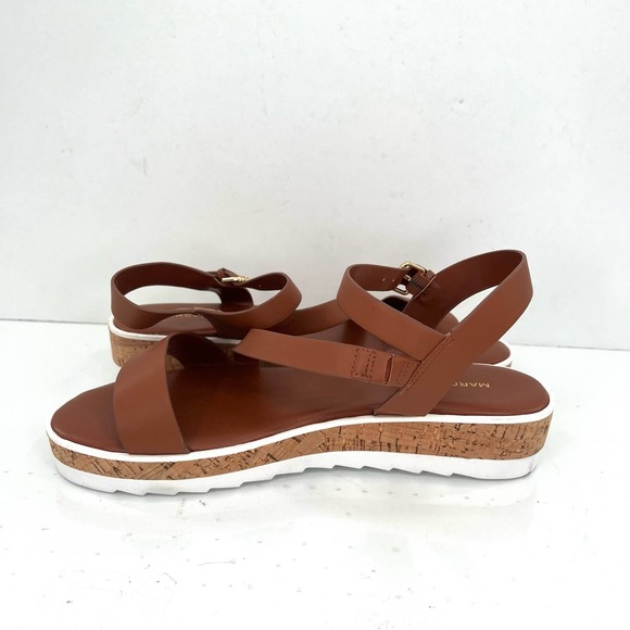 Marc Fisher Grandie Treaded Flatform Leather Sandals - Picture 5 of 7